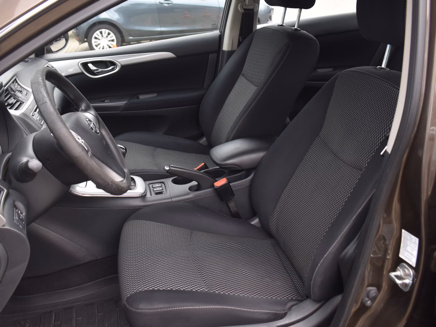 Nissan Sentra фото 9
