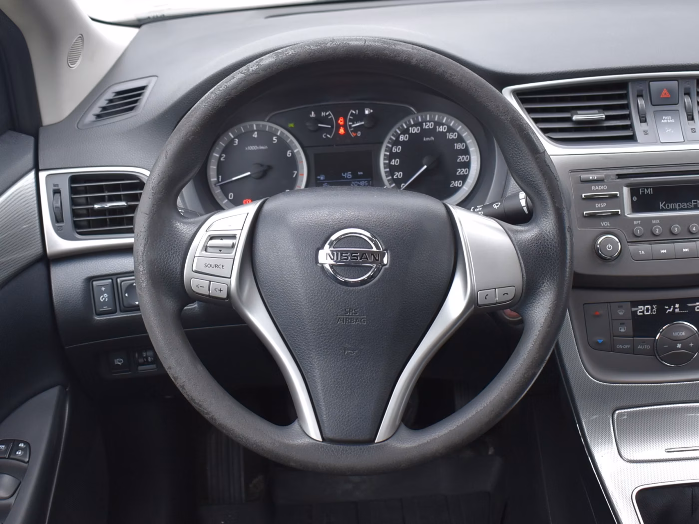 Nissan Sentra фото 14