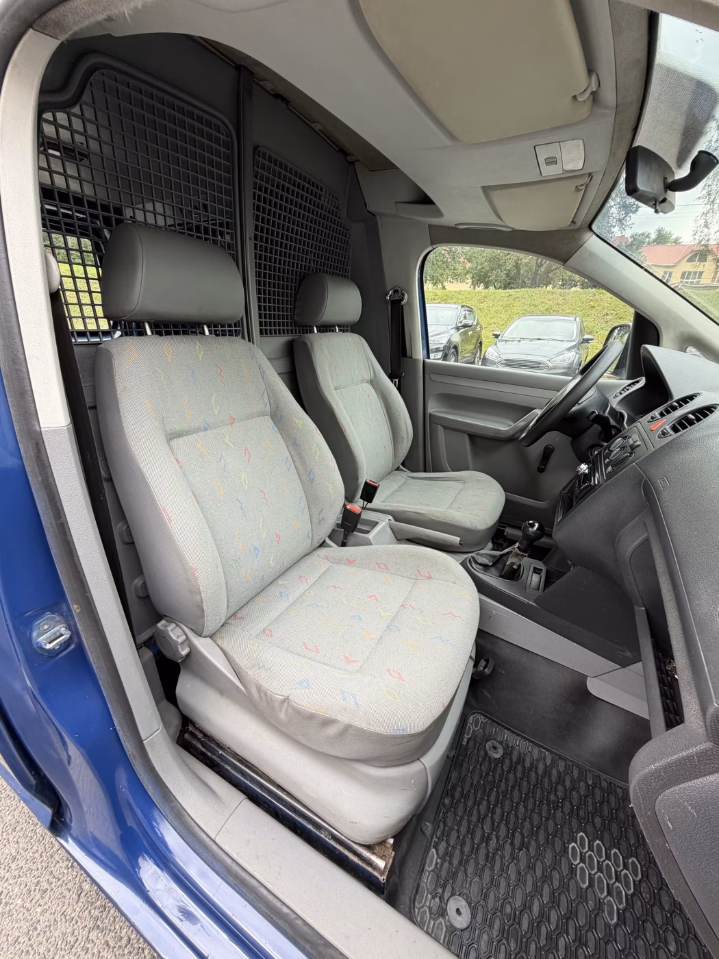 Volkswagen Caddy фото 8