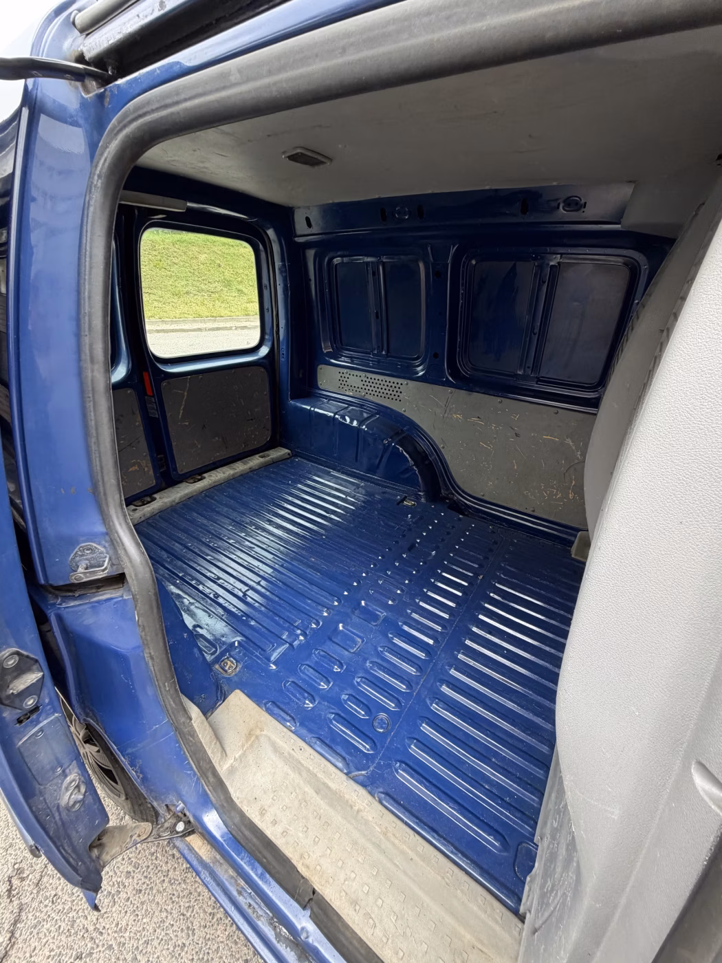 Volkswagen Caddy фото 17