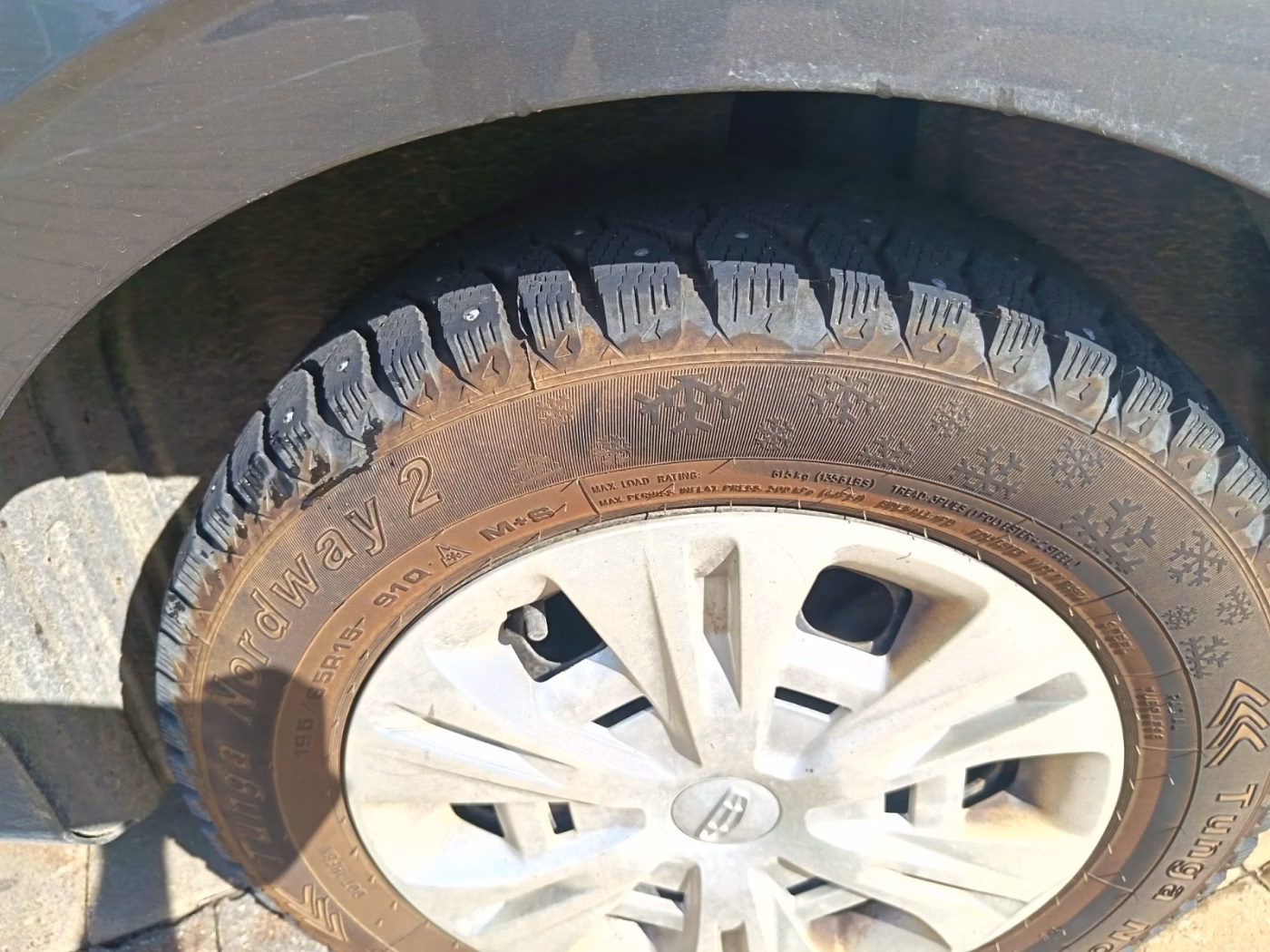 Geely Emgrand фото 14