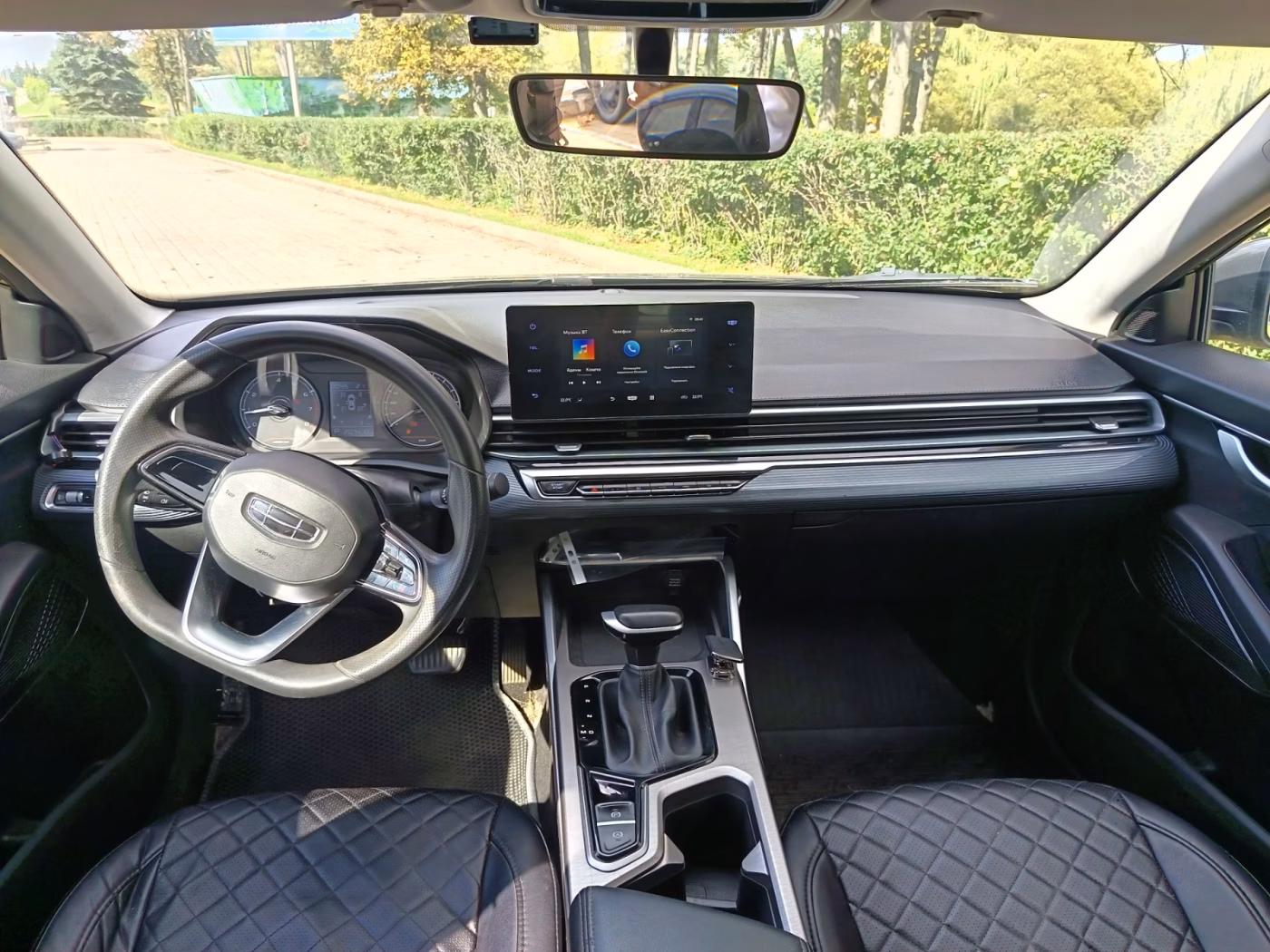 Geely Emgrand фото 11