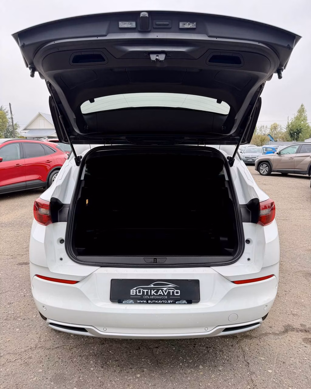 Opel Grandland X фото 10