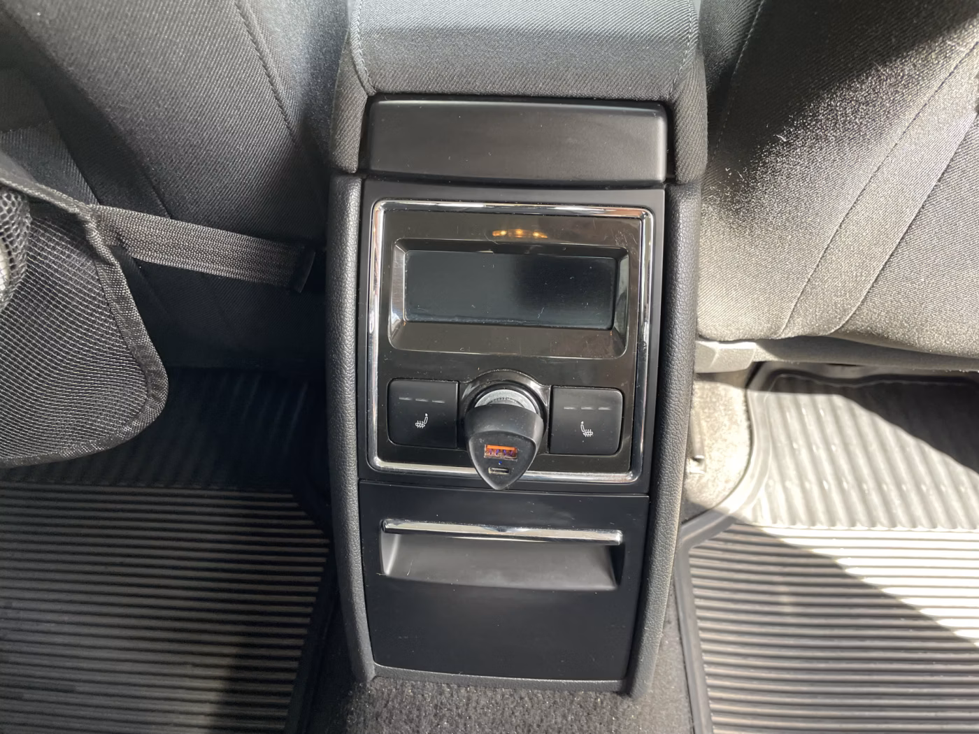 Skoda Superb фото 14