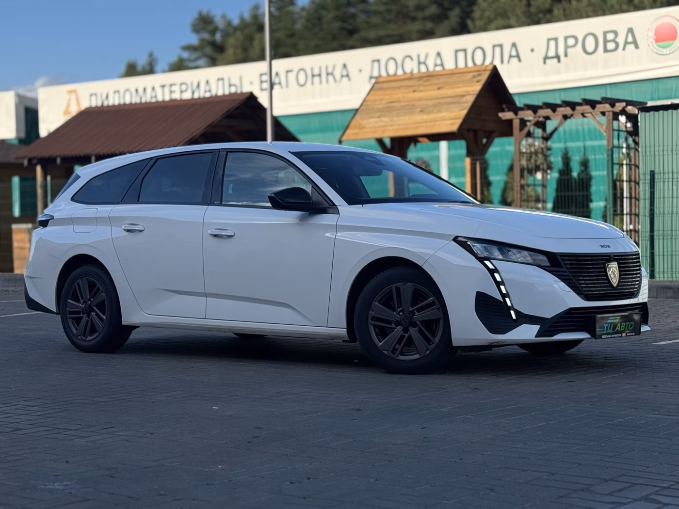 Peugeot 308 фото 2
