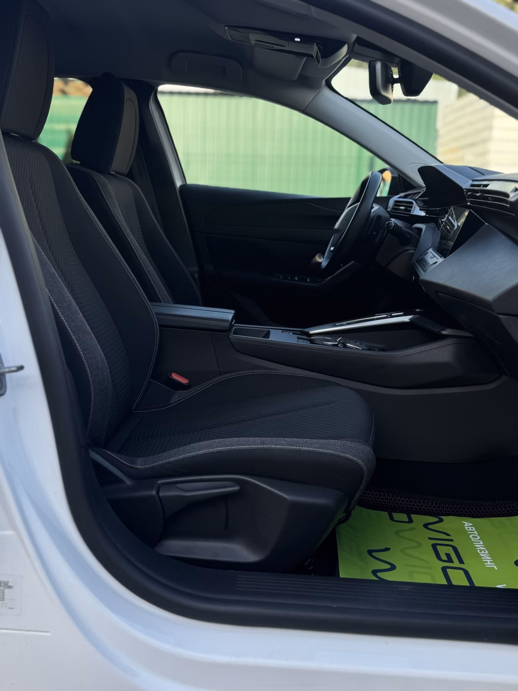 Peugeot 308 фото 23