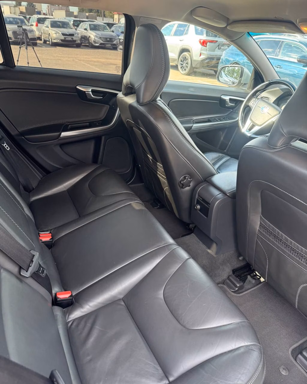 Volvo V60 фото 13