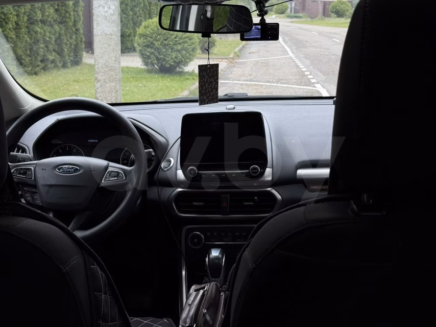 Ford EcoSport фото 10