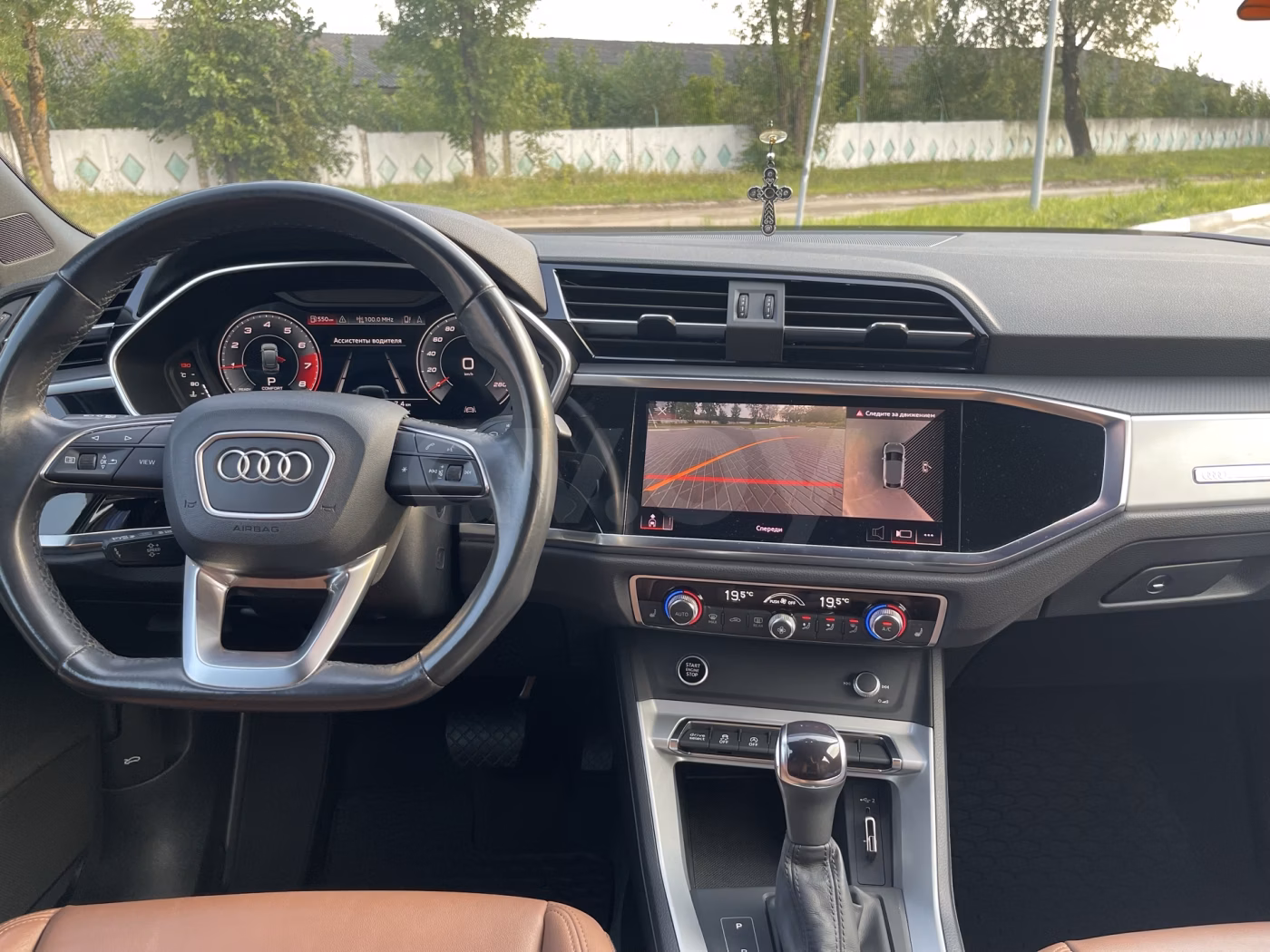 Audi Q3 Sportback фото 16