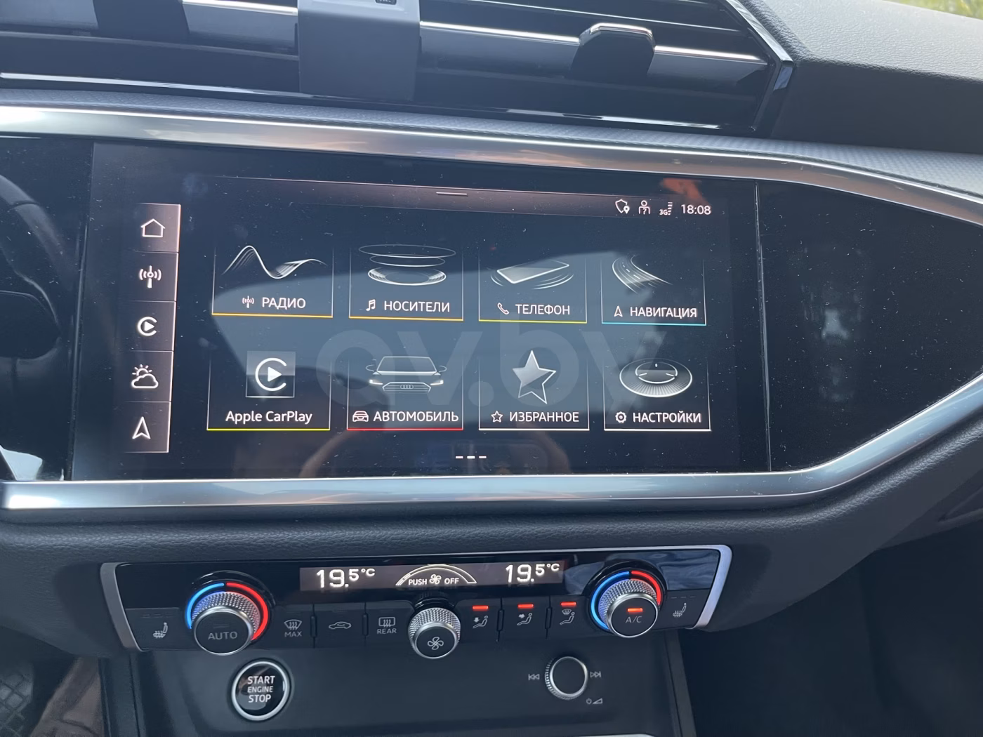 Audi Q3 Sportback фото 14