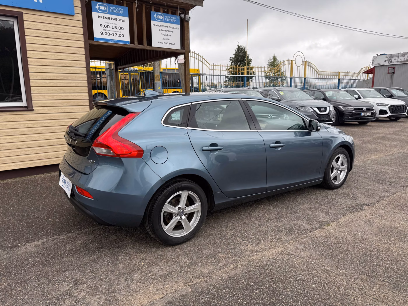 Volvo V40 фото 5