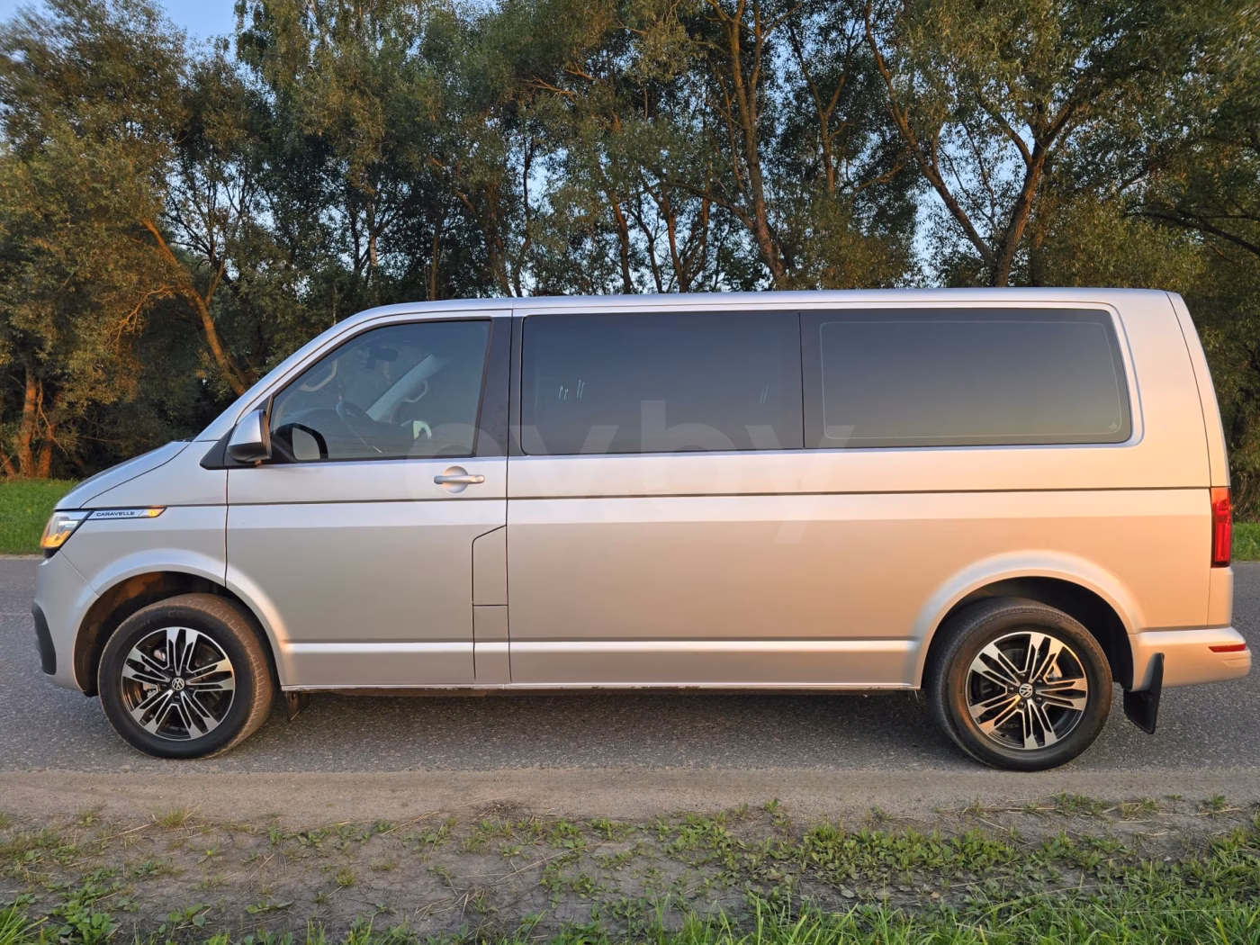 Volkswagen Caravelle фото 8