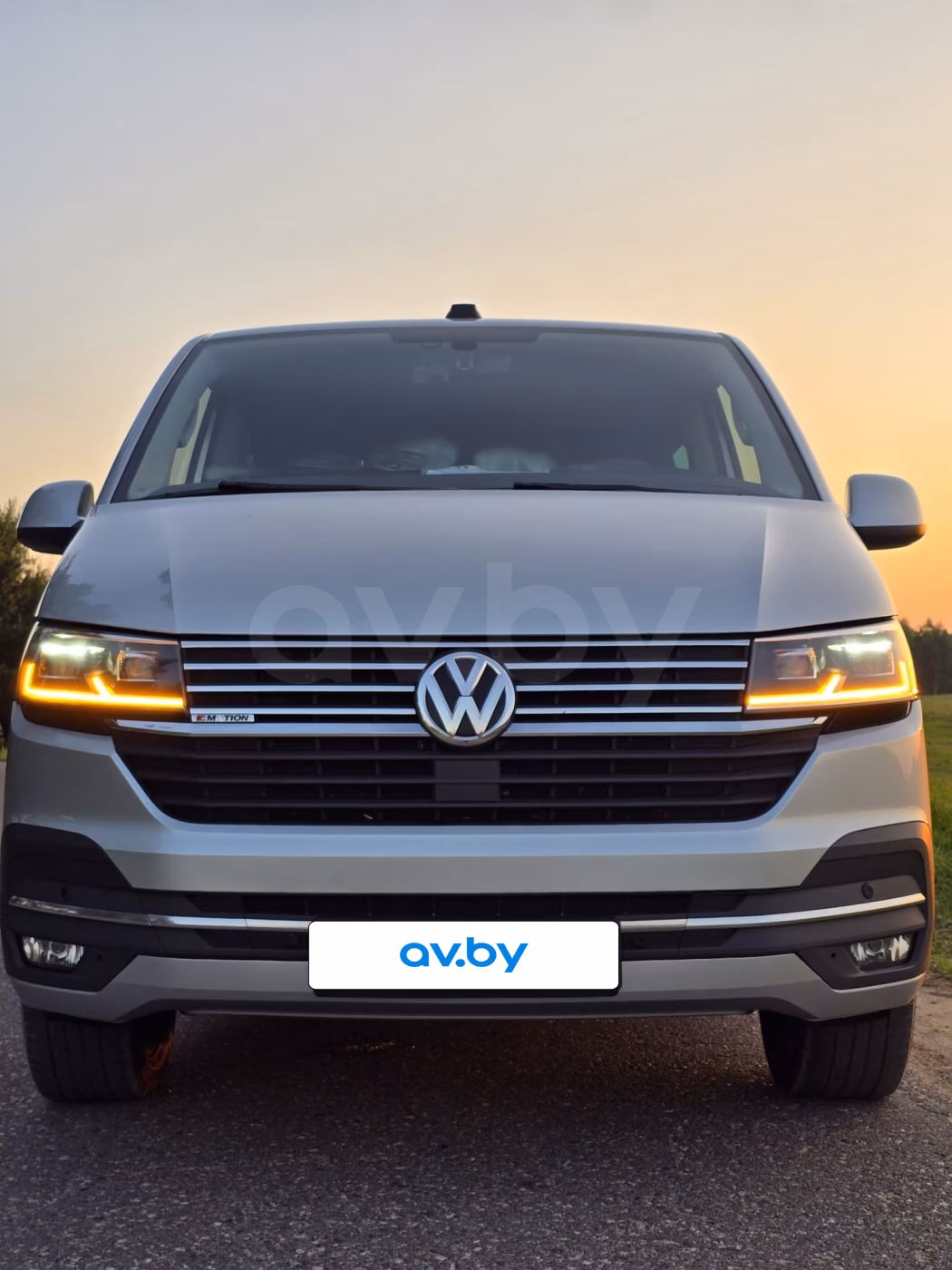 Volkswagen Caravelle фото 10