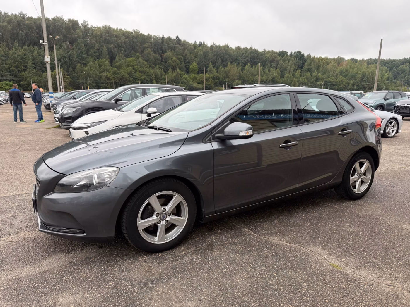 Volvo V40 фото 2