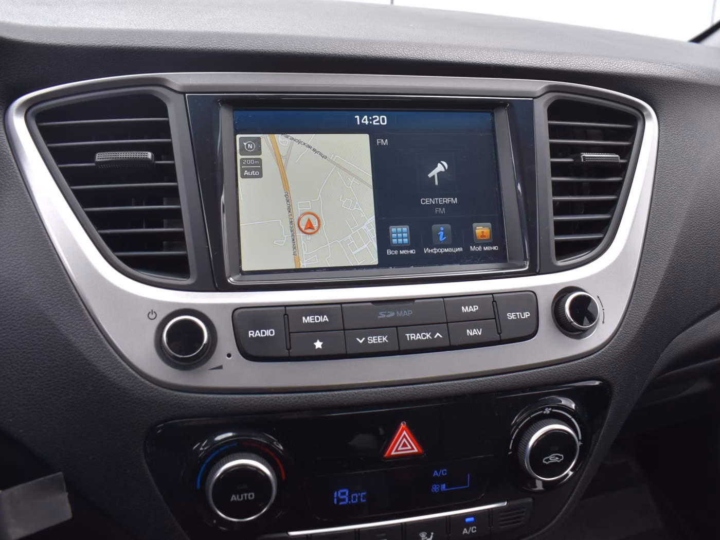 Hyundai Accent фото 18