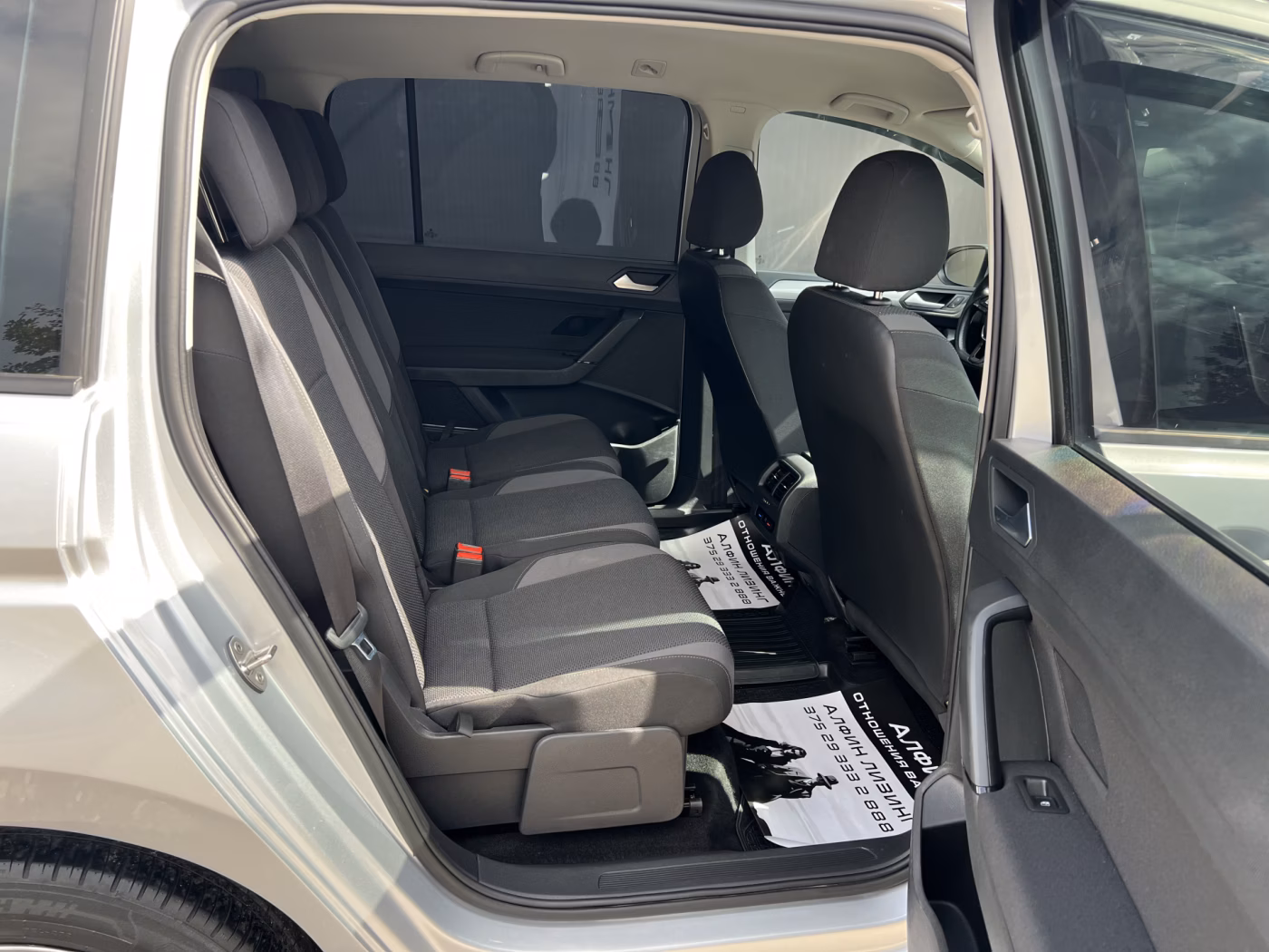 Volkswagen Touran фото 23