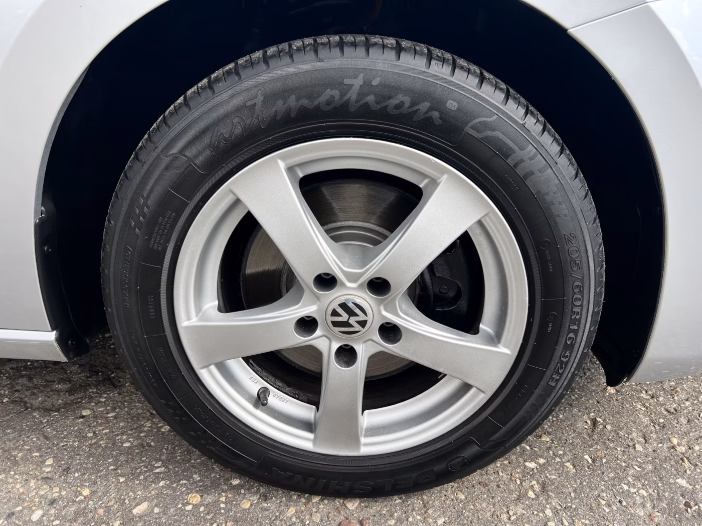 Volkswagen Touran фото 28