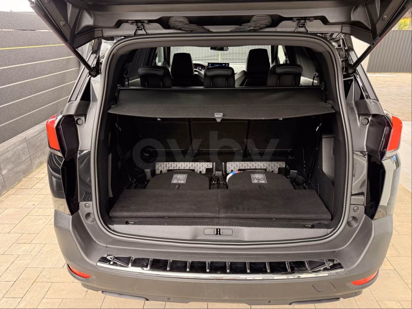 Peugeot 5008 фото 8