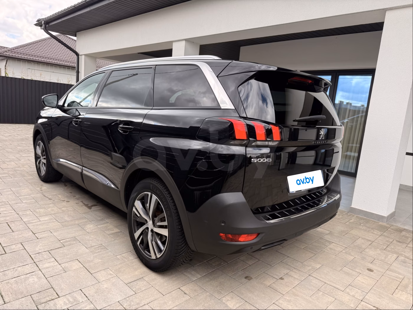 Peugeot 5008 фото 7