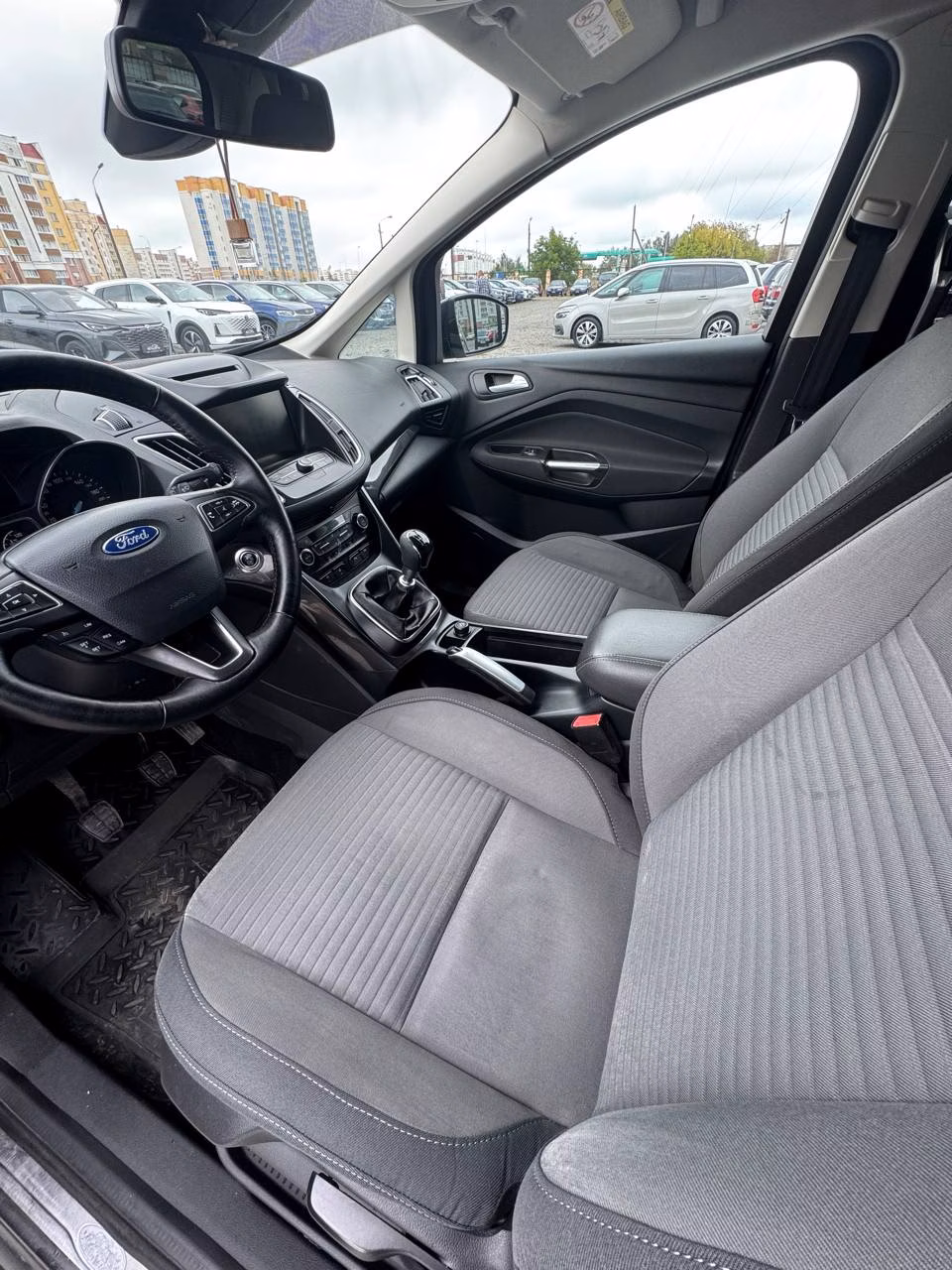 Ford Grand C-Max фото 10