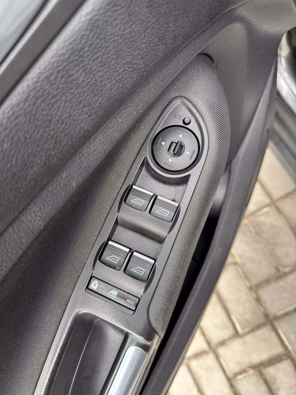 Ford Grand C-Max фото 21