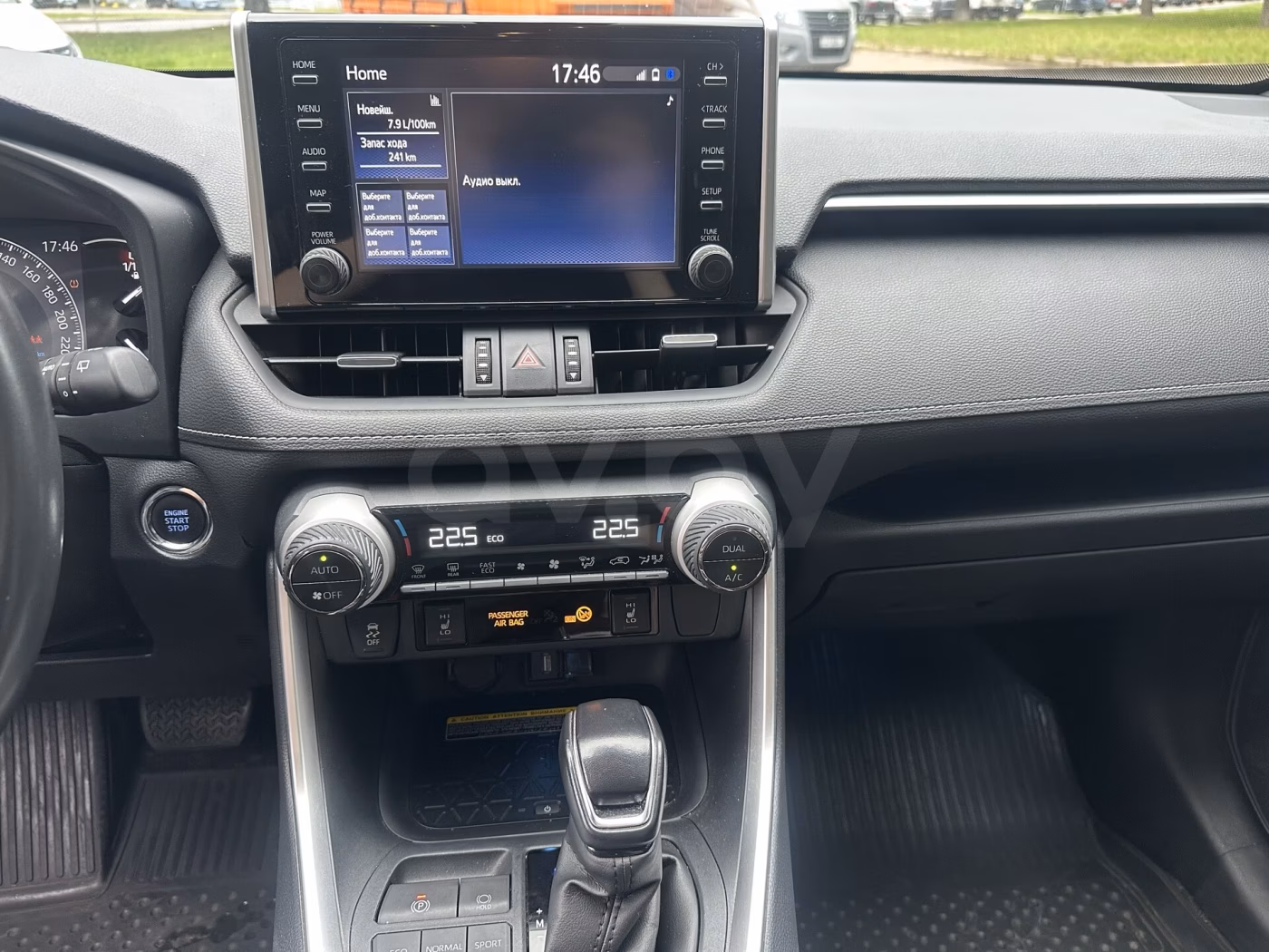 Toyota RAV4 фото 19