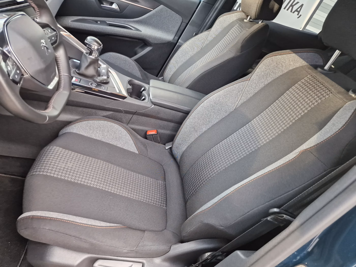 Peugeot 3008 фото 16