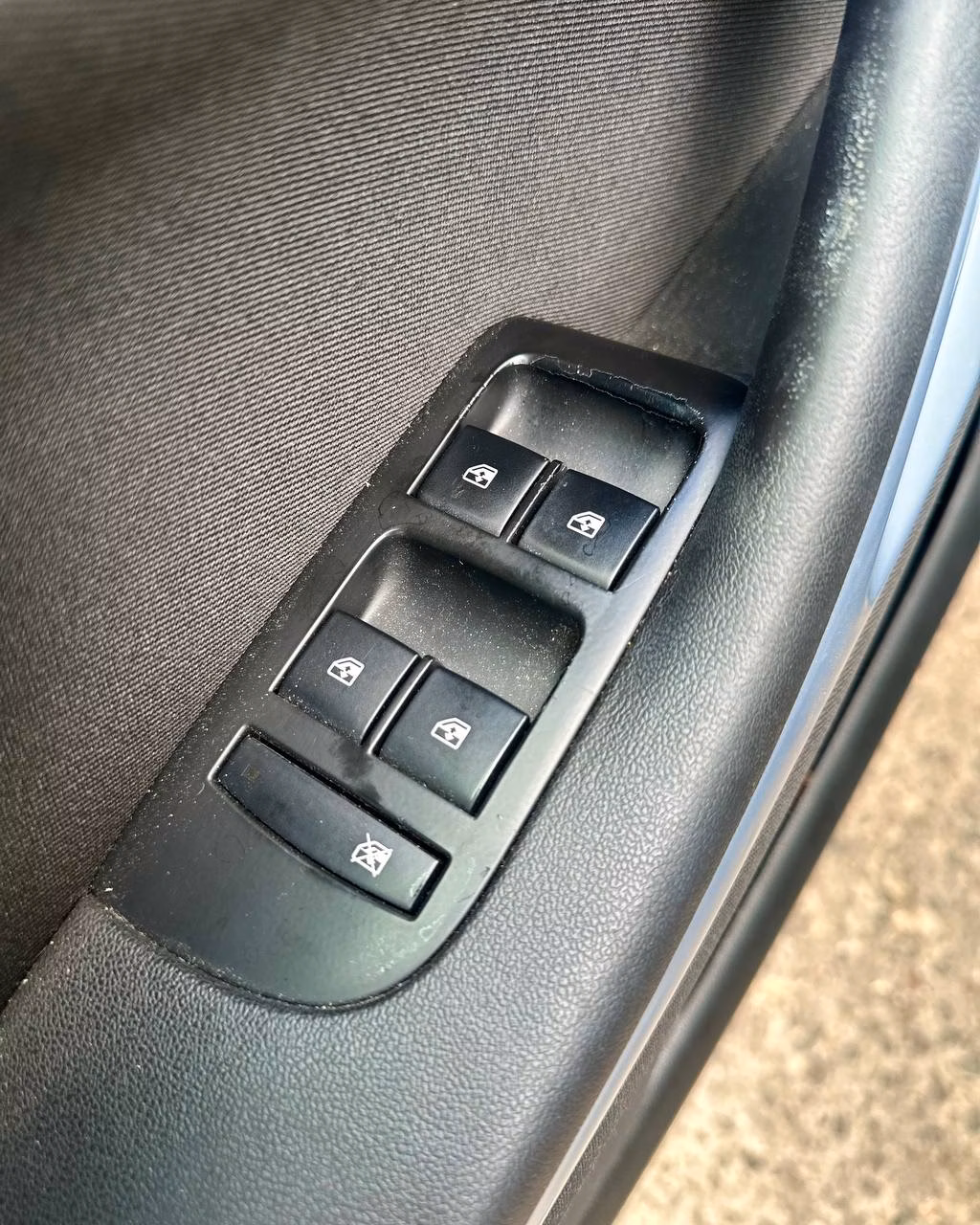Opel Zafira фото 10