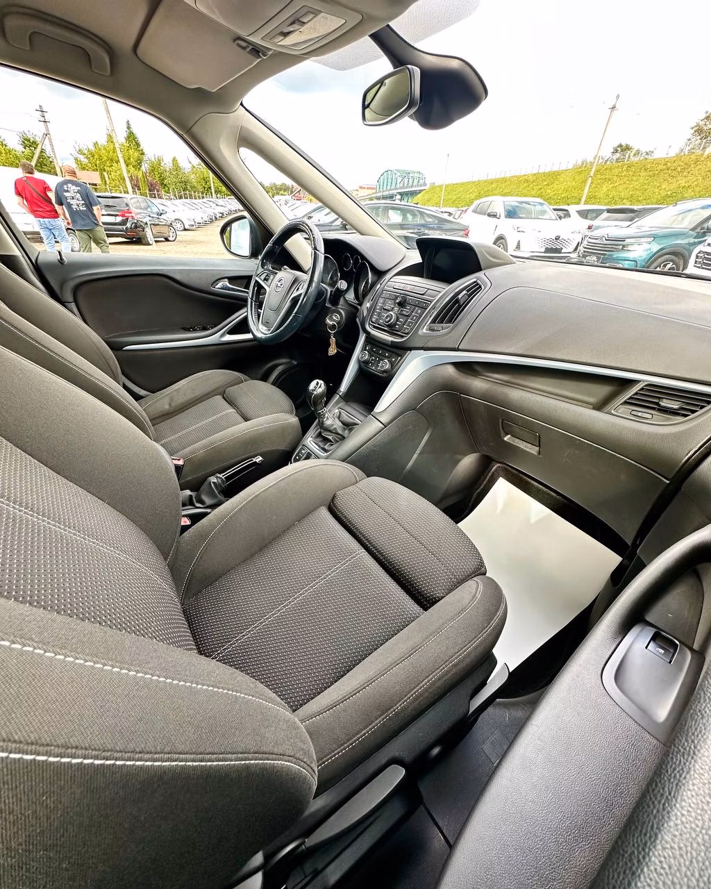 Opel Zafira фото 18