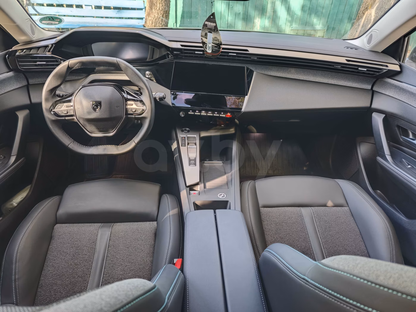 Peugeot 308 фото 8