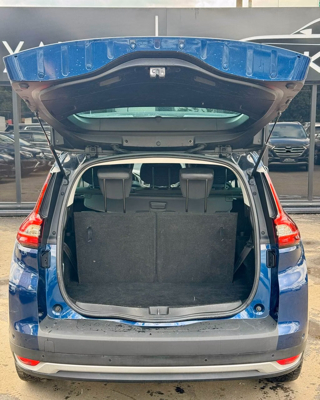 Renault Grand Scenic фото 12