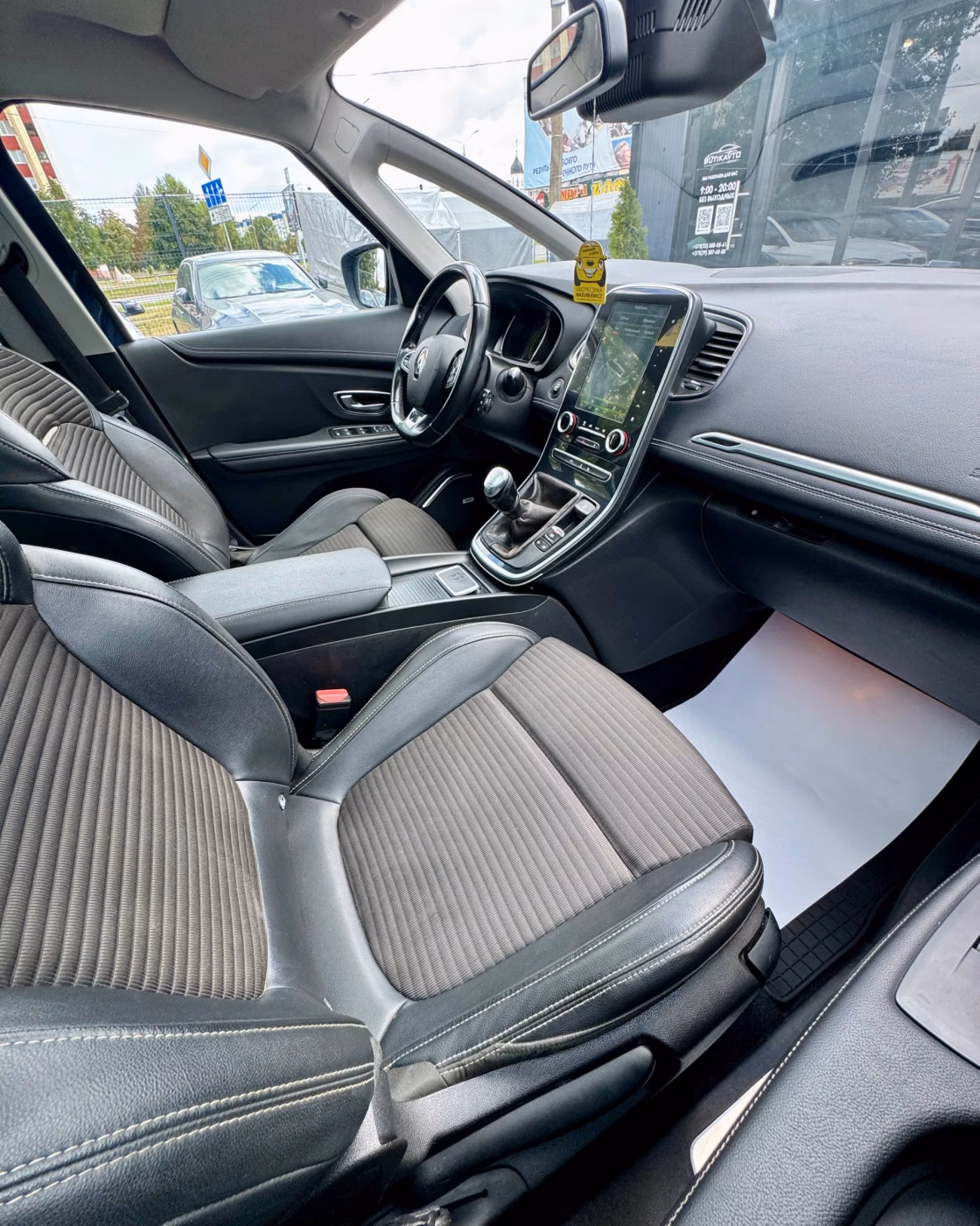 Renault Grand Scenic фото 14