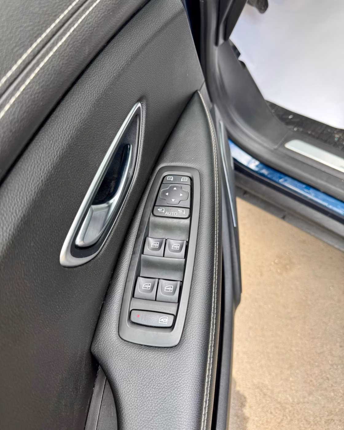Renault Grand Scenic фото 18