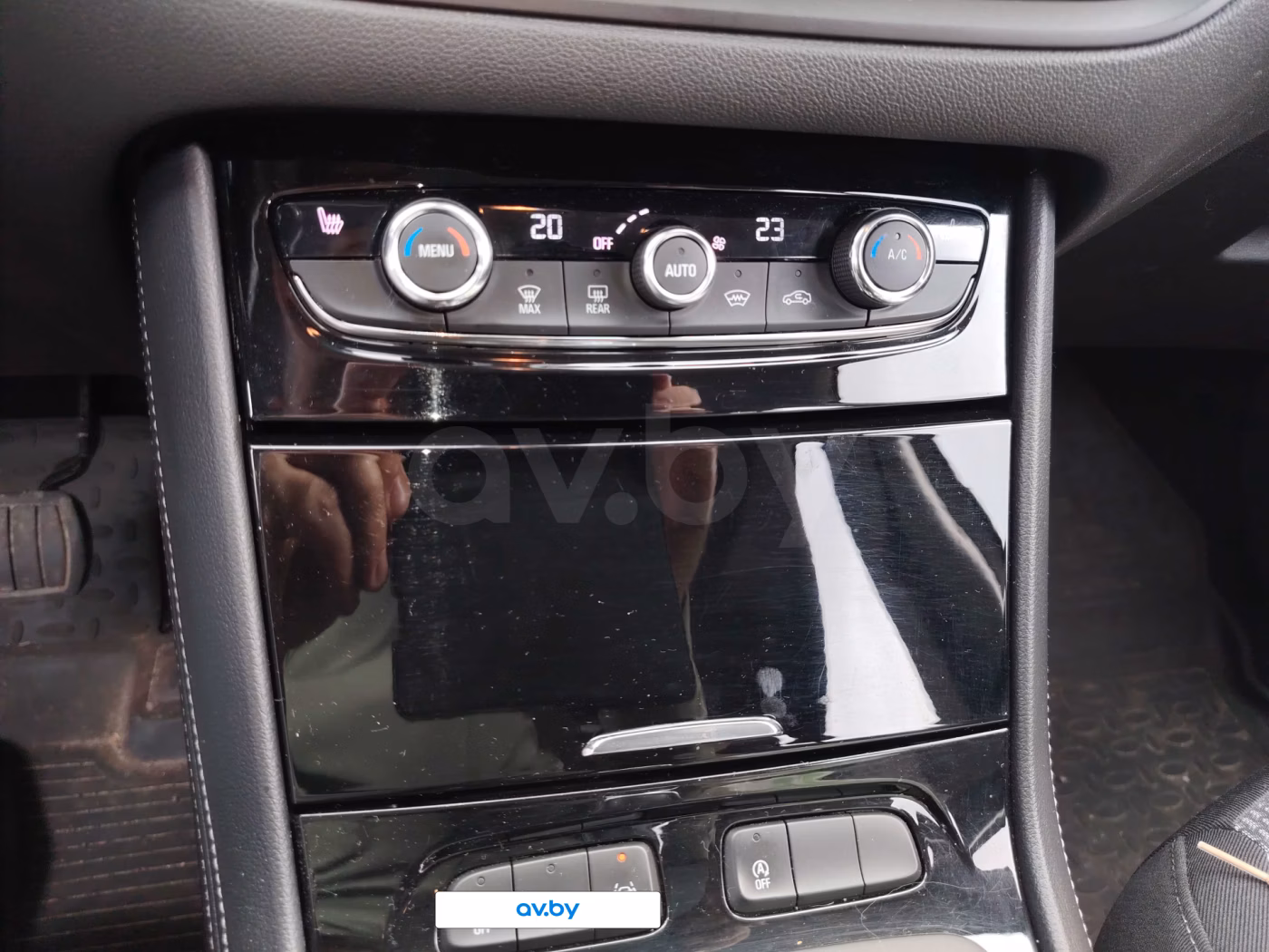 Opel Grandland X фото 8