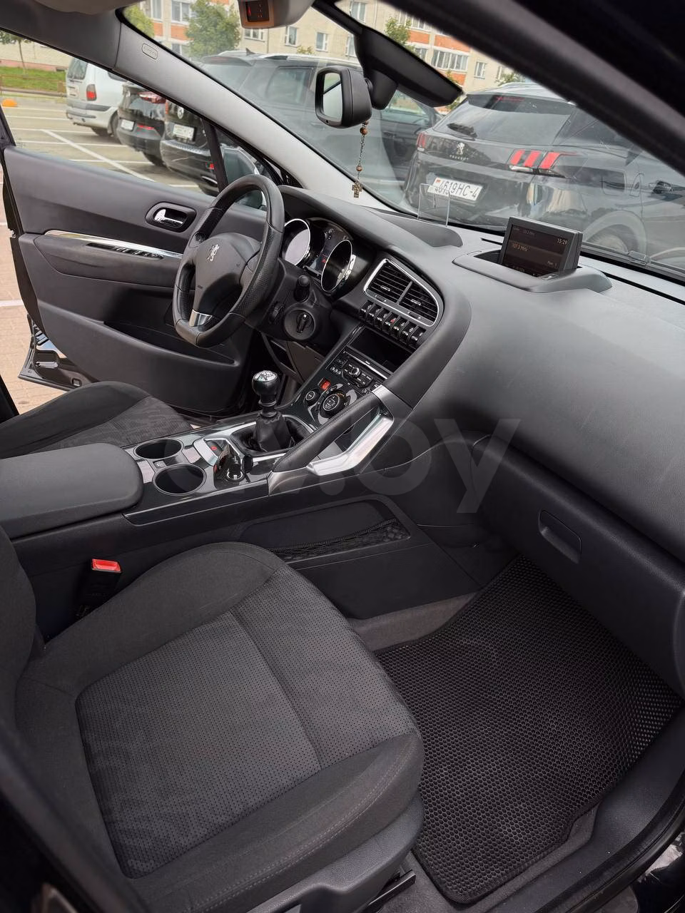 Peugeot 3008 фото 8