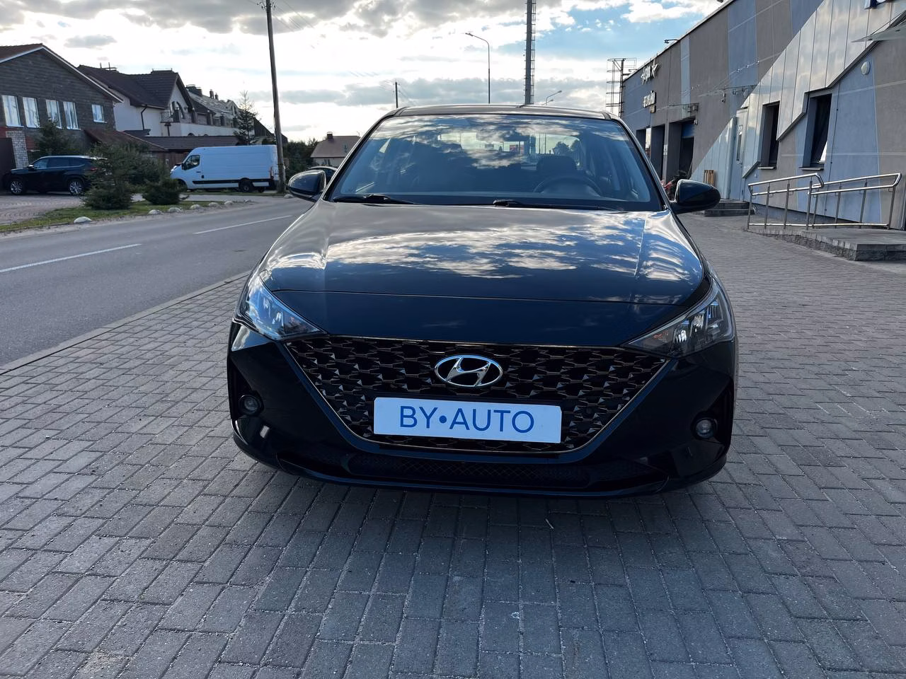 Hyundai Accent фото 8