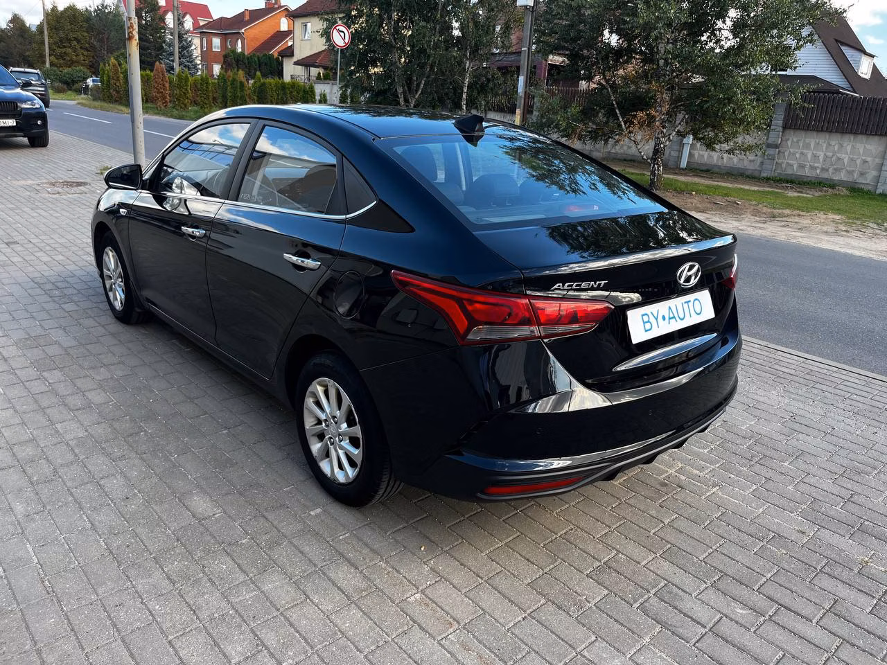 Hyundai Accent фото 5