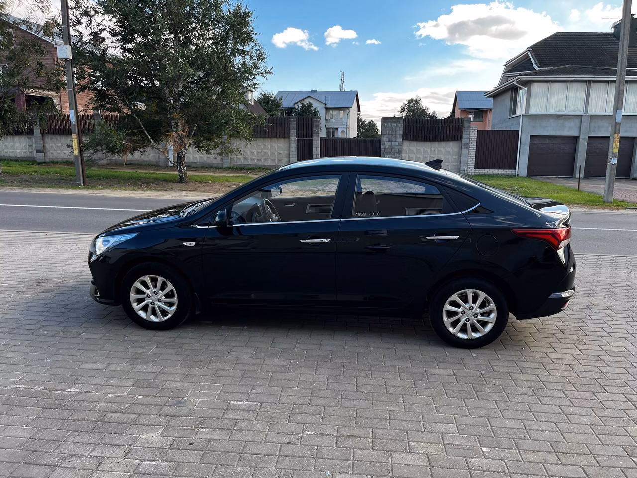 Hyundai Accent фото 6