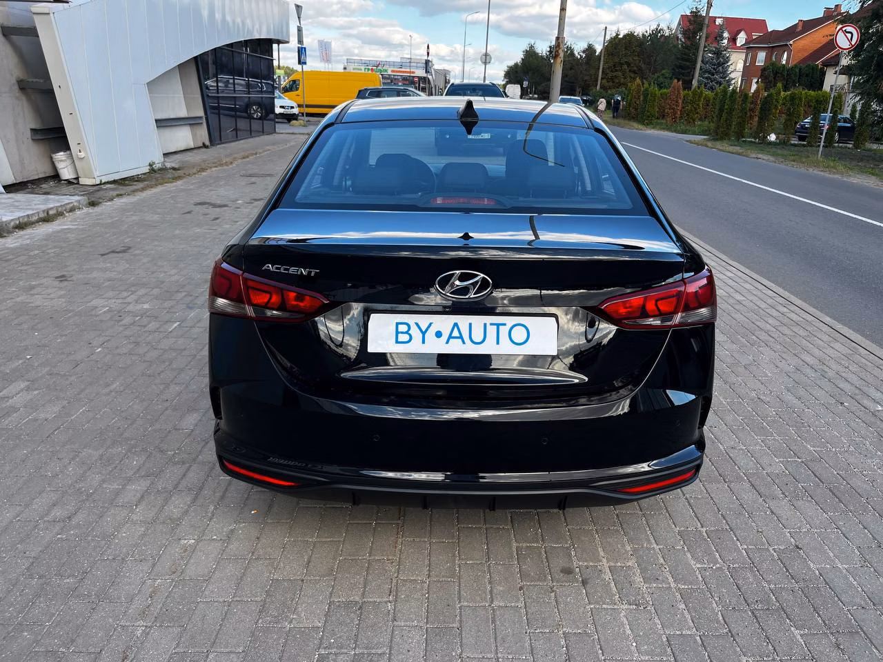 Hyundai Accent фото 4