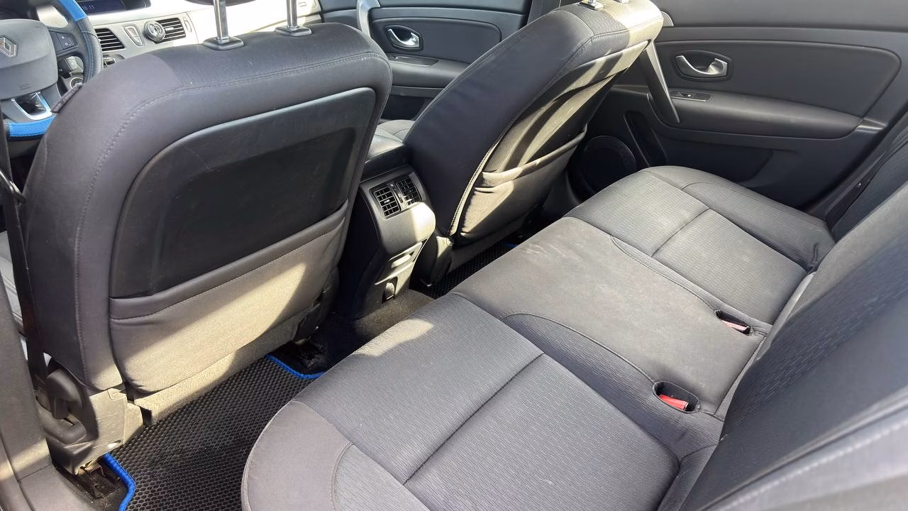 Renault Latitude фото 9