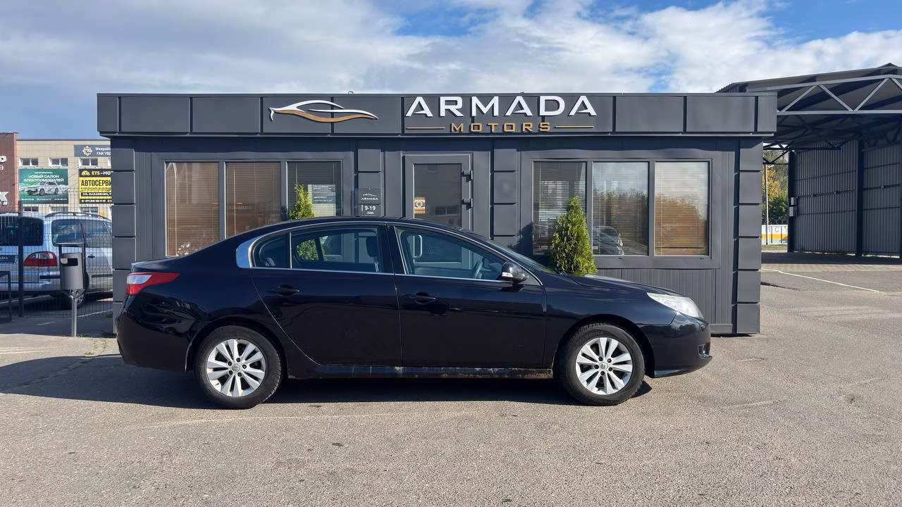 Renault Latitude фото 5