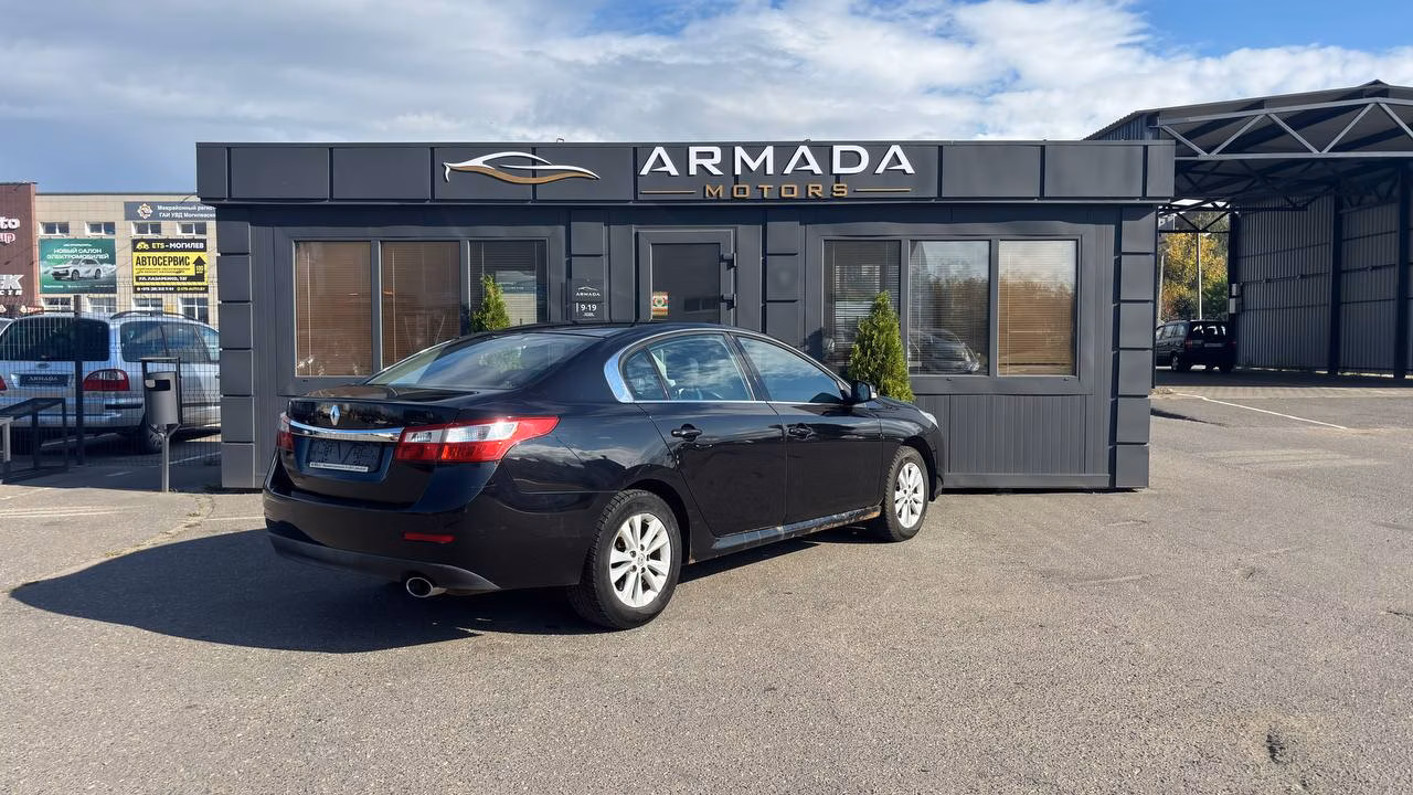 Renault Latitude фото 4