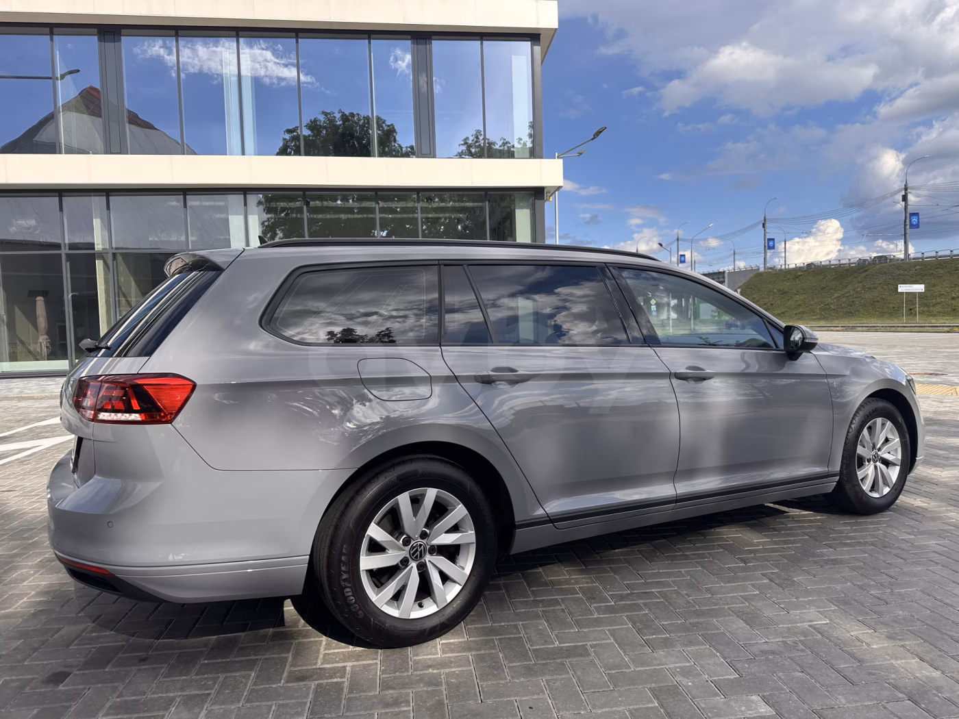 Volkswagen Passat фото 11