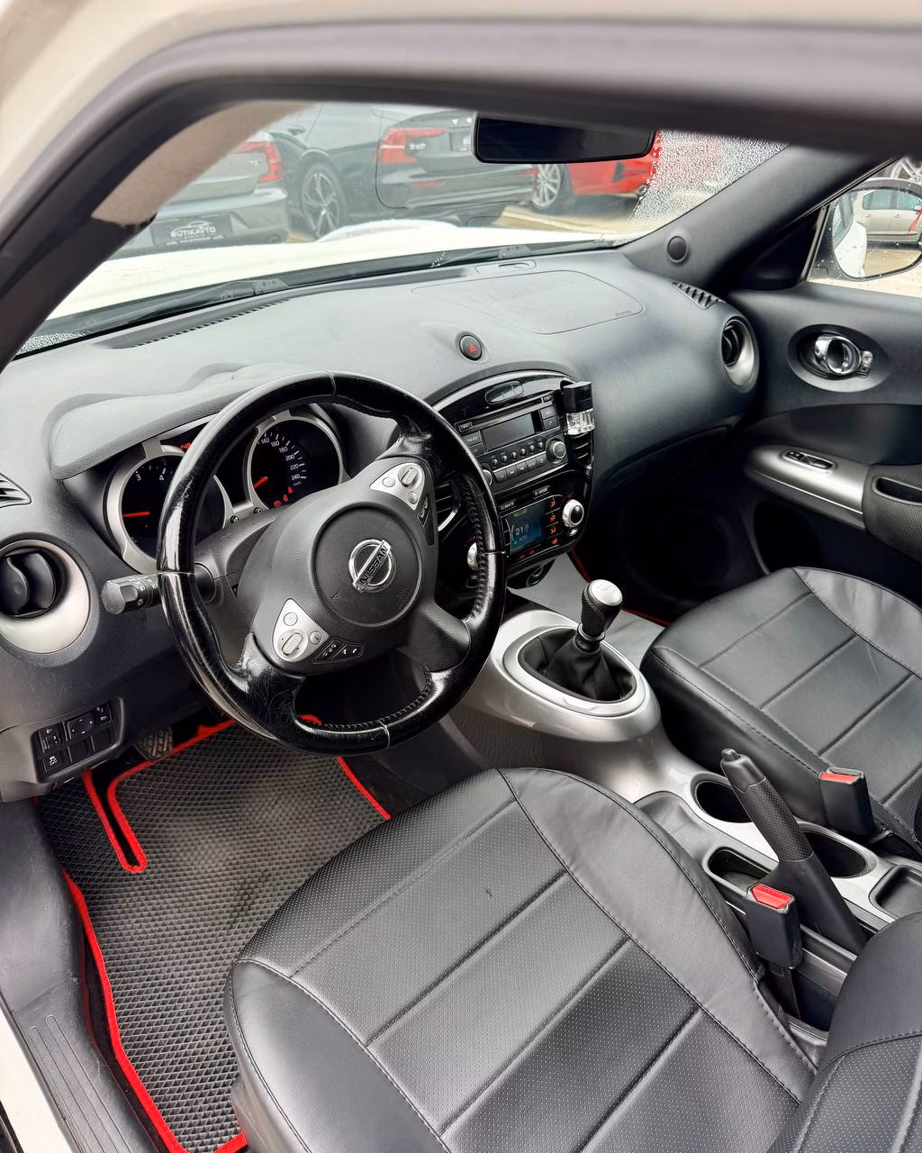 Nissan Juke фото 10
