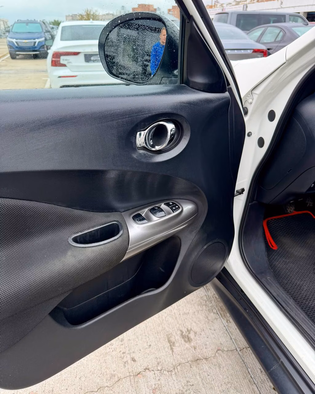 Nissan Juke фото 15
