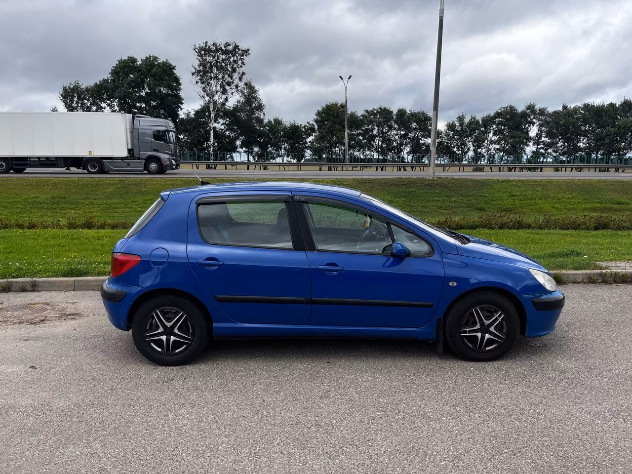 Peugeot 307 фото 2