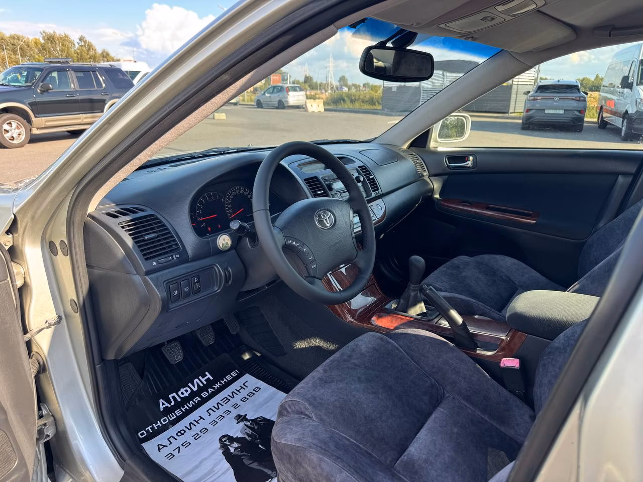 Toyota Camry фото 9