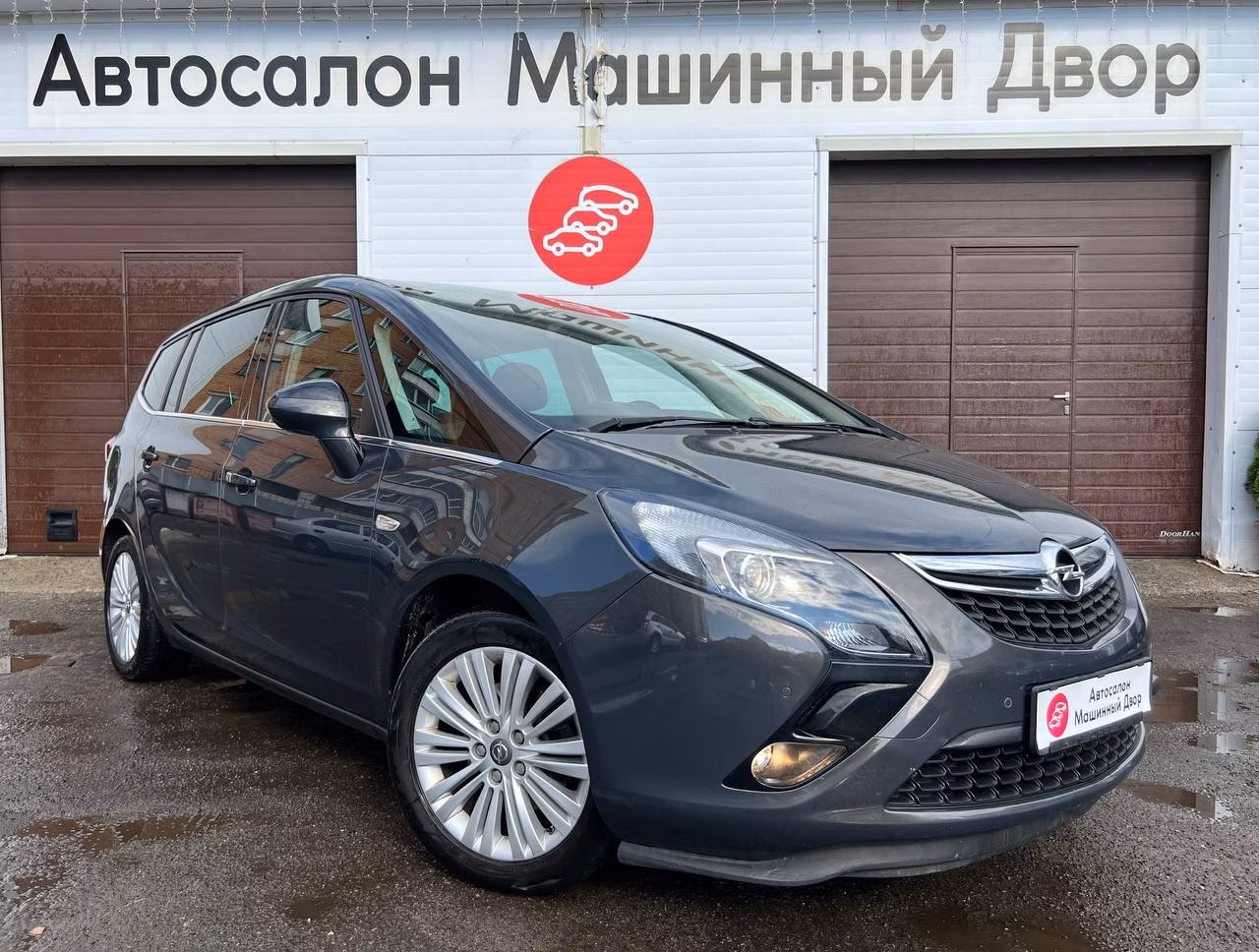 Opel Zafira фото 7