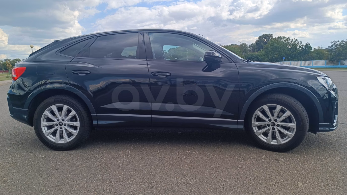 Audi Q3 Sportback фото 2