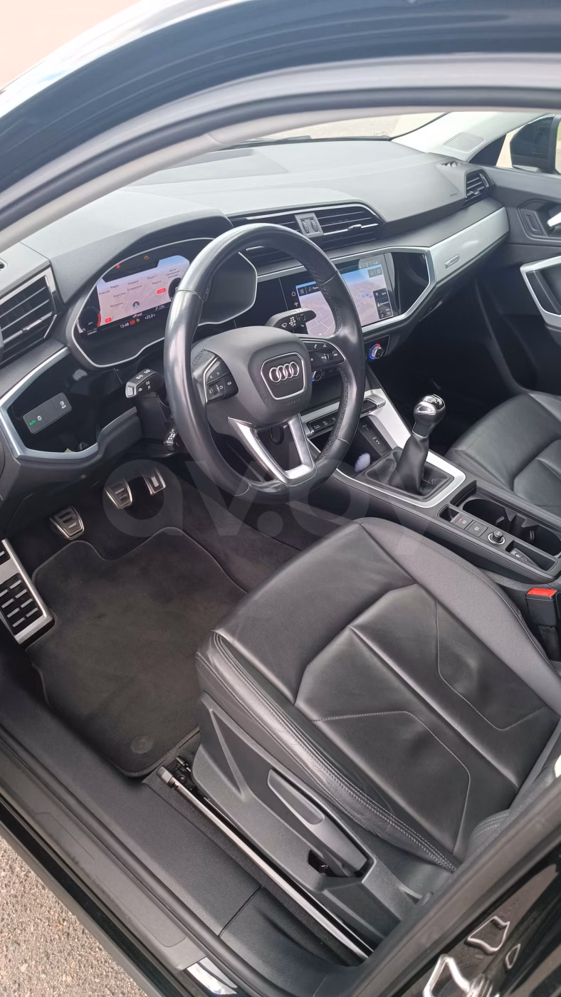 Audi Q3 Sportback фото 12